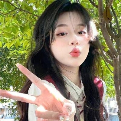 为黛茜小姐开车